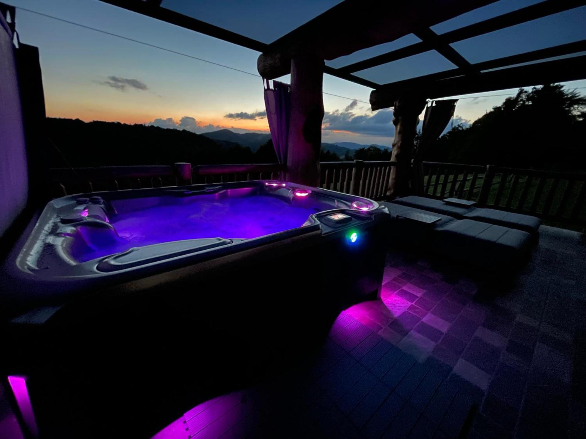 Holiday Home Ernest Zelezni With Hot Tub Ivancna Gorica Exterior photo